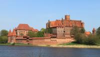 Szlakiem polskich zamków i pałaców